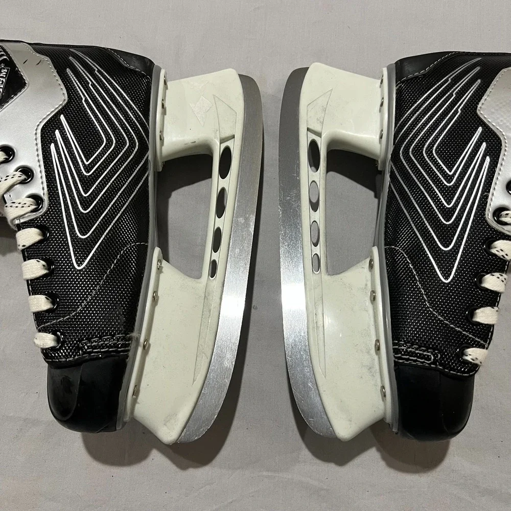 CCM Mens Black White Powerline 540 Lace Up Classic Ice Hockey Skates Size 8